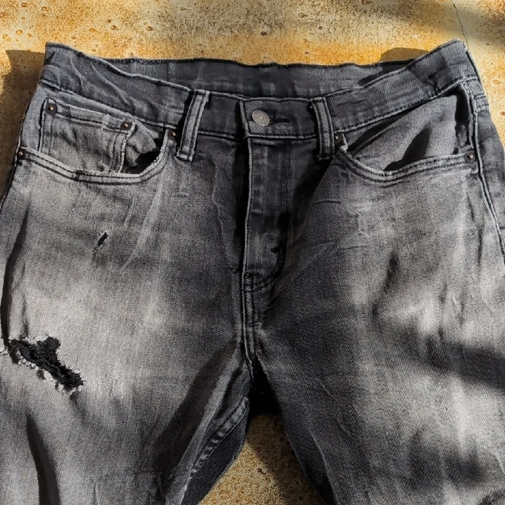 Levi's | 512 Black Acid Stretch Jeans with Distressed Vintage Style Size 32